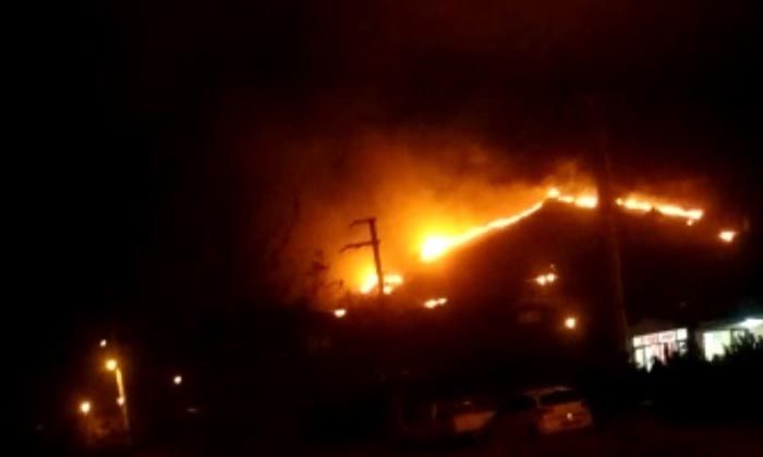 Gökçeada’da otluk alanda yangın çıktı