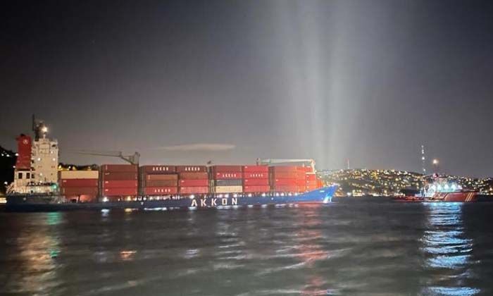 Boğaz’da konteyner gemisi arıza yaptı: Gemi trafiği askıya alındı
