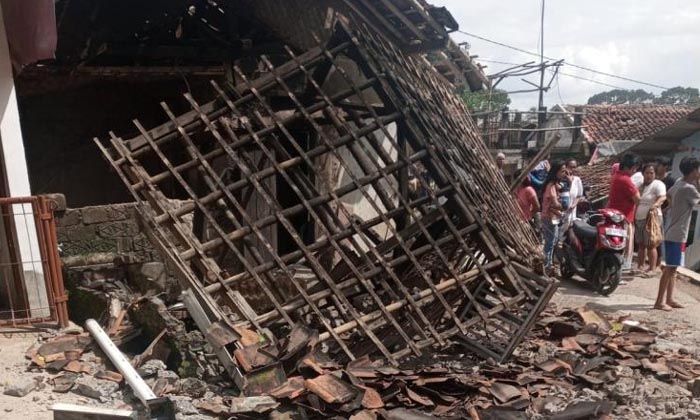 Endonezya’daki depremde can kaybı 162’ye yükseldi