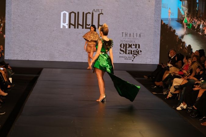 Kağıttan Elbiseler