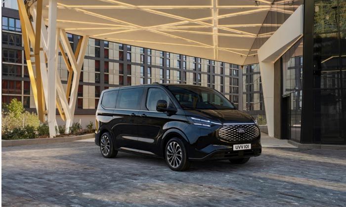 Yeni tam elektrikli E-Tourneo Custom Üstün Performansı ve İleri Teknolojileri ile ticareti ile şekilleniyor