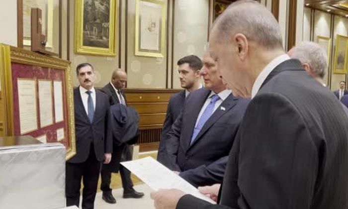 Cumhurbaşkanı Erdoğan’dan Küba’ya tarihi hediye