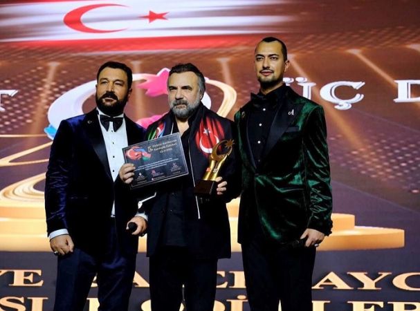 Türkiye Azerbaycan Kardeşlik Ödülleri Güzel Bir Törenle Sahiplerini Buldu