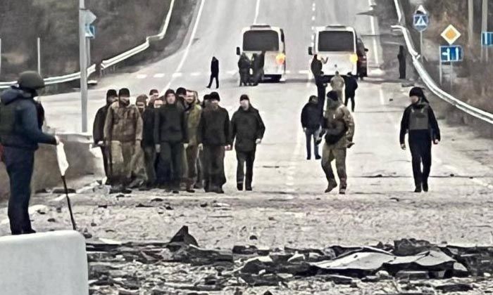 Rusya ile Ukrayna arasında 100 esir takas edildi