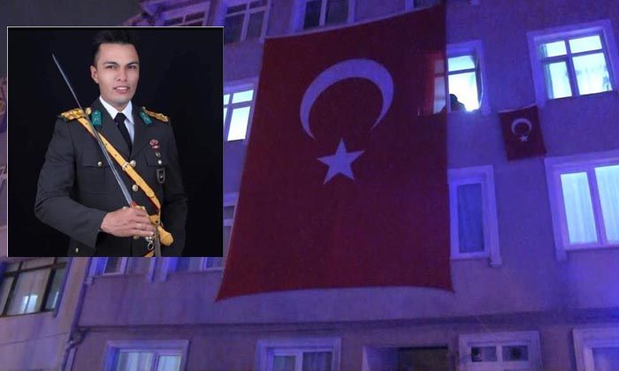Teğmen Duabey Onur Öztürkmen’in acı haberi Üsküdar’daki baba ocağına ulaştı