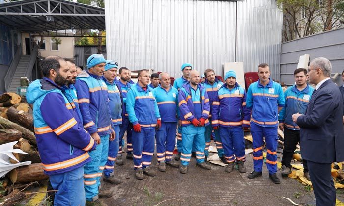 Üsküdar’da bu kış ihtiyaç sahiplerinin evleri atık mobilyalarla ısınacak