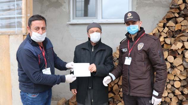 Arabasını ve deposunu satıp 45 bin lira bağış yaptı