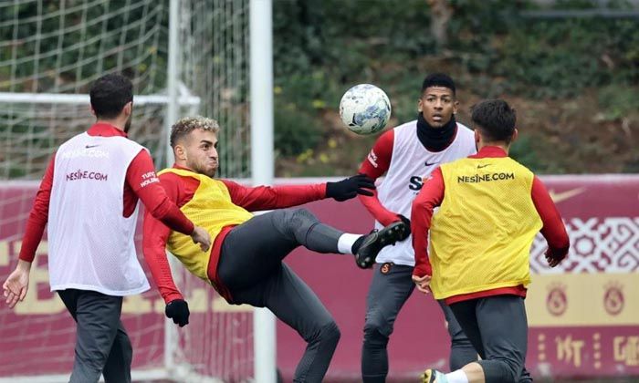 Galatasaray’da Icardi antrenmanı yarıda bıraktı