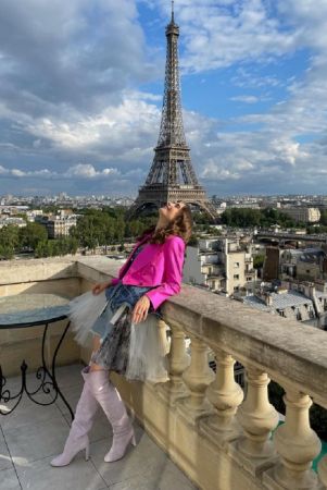 PARİS’TEKİ YENİ MACERALAR