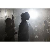 PARİS’TEKİ YENİ MACERALAR