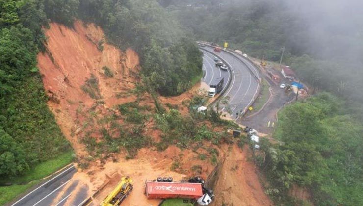 Brezilya’da toprak kayması: 2 ölü