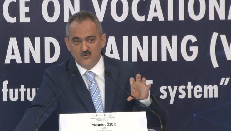 2000’li yıllarda kız çocuklarının okullaşma oranları yüzde 39.2 iken bugün yüzde 95’e ulaştı