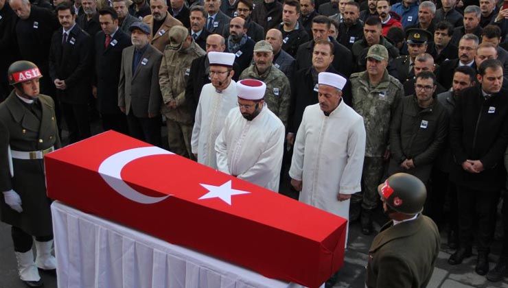 Hakkarili şehit Nedim Korkmaz son yolculuğuna uğurlandı