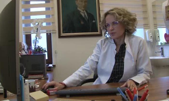 Uzmanından öneri: Kışın cildi canlı tutmak için bol su için