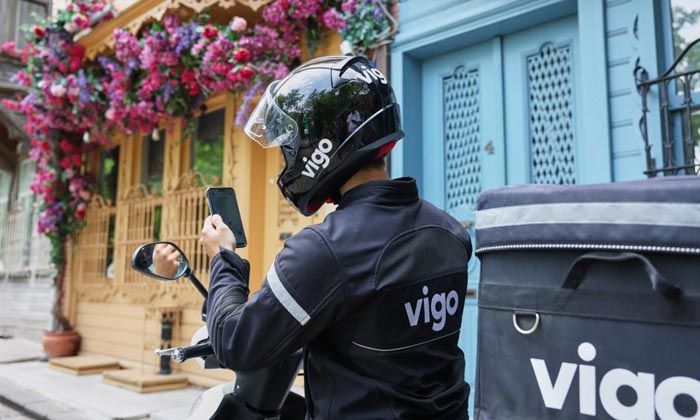 Düzenli çalışan kuryeye çeyrek altın