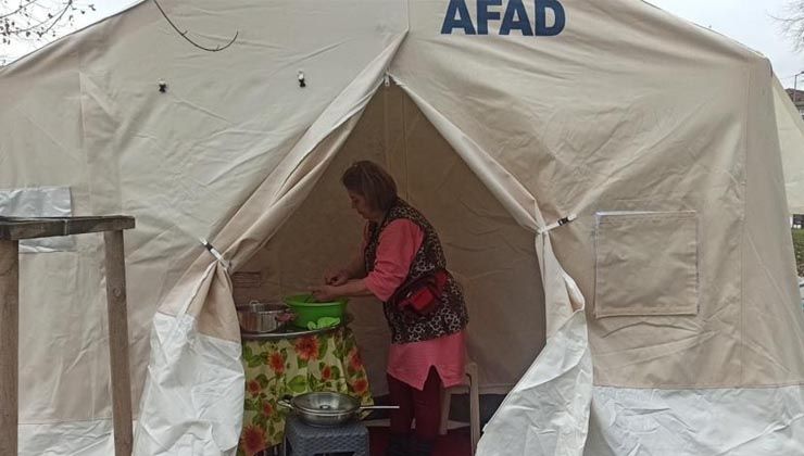 Depremin üstünden 10 gün geçti, korkusu hala sürüyor