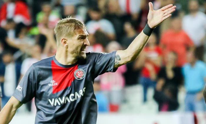 Fatih Karagümrük’te Caner Erkin ile yollar ayrıldı