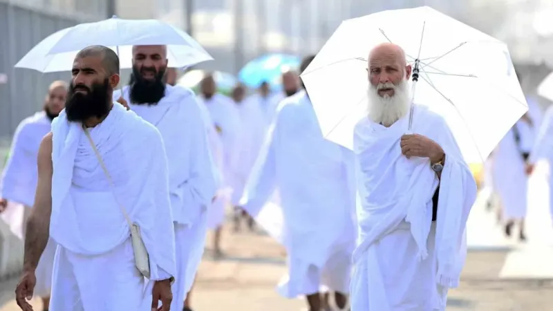 Mekke’de aşırı sıcaklardan 11 ülkeden binden fazla hacı adayı hayatını kaybetti Mekke’de aşırı sıcaklardan 11 ülkeden binden fazla hacı adayı hayatını kaybetti