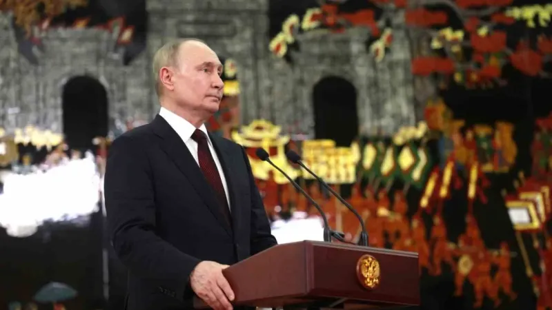 Putin: “Seul’un Kiev’e silah sağlaması bir hata olur”