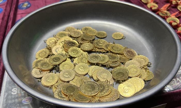 Gram altın rekor tazeledi