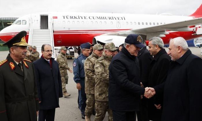 Milli Savunma Bakanı Akar, TSK komuta kademesiyle Azerbaycan’da
