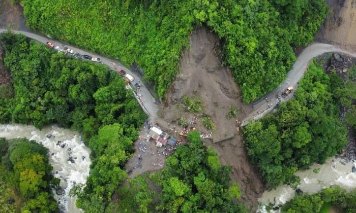 Kolombiya’daki toprak kaymasında can kaybı 34’e yükseldi