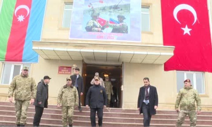 İki devlet, tek millet anlayışında olduğumuz Azerbaycan’la gerektiğinde tek ordu, tek güç, tek yumruk olmayı biliriz