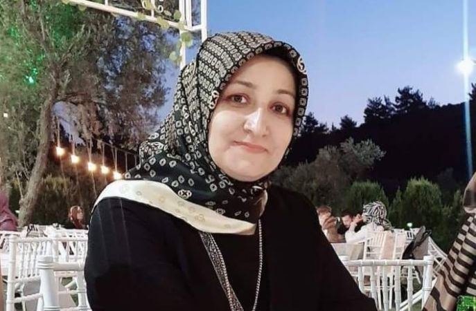 EV HANIMLARI İÇİN ORGANİK YEMEK VE TATLILAR