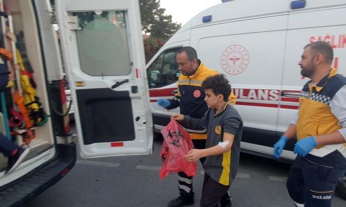 Bakkaldan alınan kekten yiyen 11 öğrenci zehirlendi