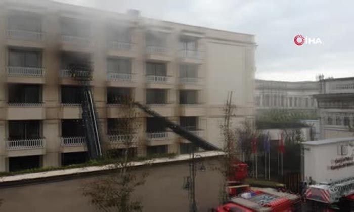 Çırağan Sarayında yangın!