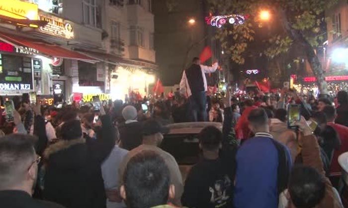 Faslılar yarı final zaferini Taksim ve Esenyurt’ta kutladı