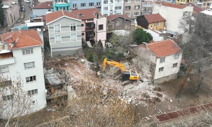 Bursa’da riskli yapılar ortadan kaldırılıyor