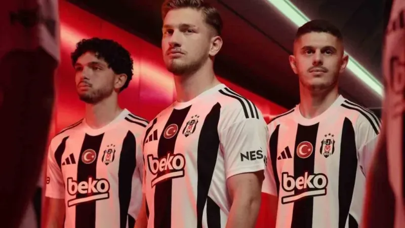 Beşiktaş, yeni sezonda giyeceği iç saha formasını açıkladı Beşiktaş, yeni sezonda giyeceği iç saha formasını açıkladı