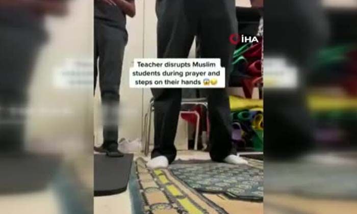 ABD’de namaz kılan çocuklara ‘büyü yapıyorsunuz’ suçlaması