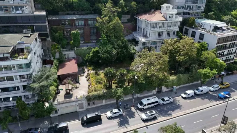Akın İpek’in Bebek’teki yalısı 1,1 milyar liraya satıldı