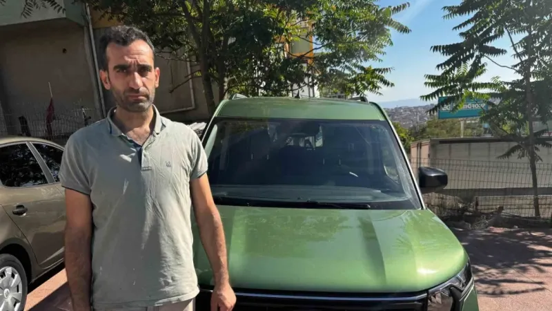 Sıfır diye aldığı 2 araç da hasarlı çıktı