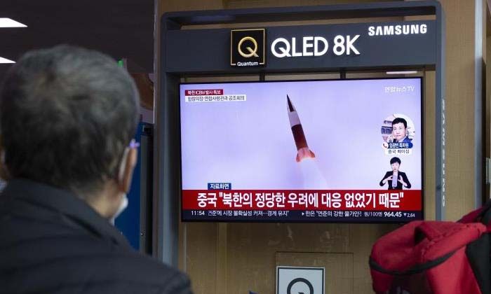 Kuzey Kore, Japon Denizi’ne iki balistik füze fırlattı