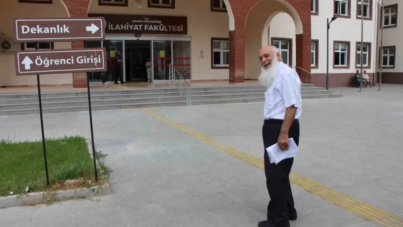 82 yaşındaki Yaşar dede 4’üncü defa DGS’ye girdi: "Mezara kadar okumak istiyorum"