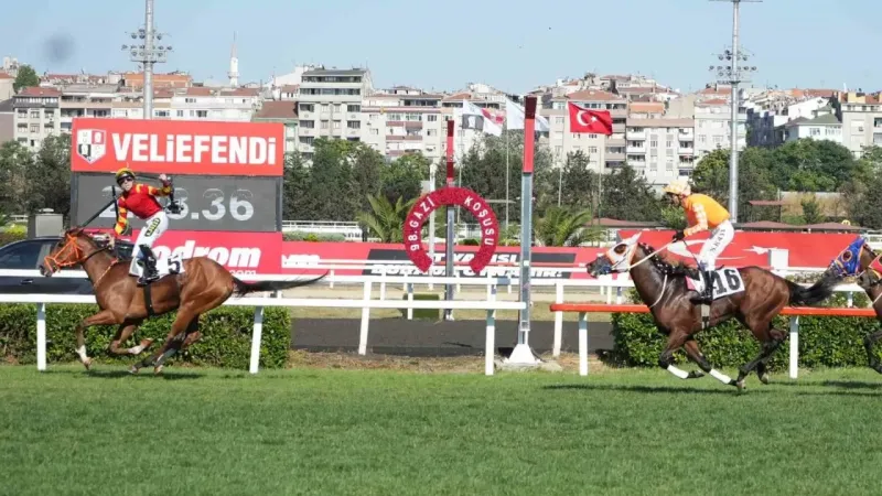 98. Gazi Koşusu’nu Dragon Flame kazandı