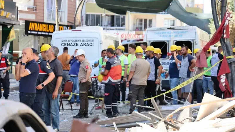 İzmir’deki patlamada 5 kişi öldü, 57 kişi yaralandı