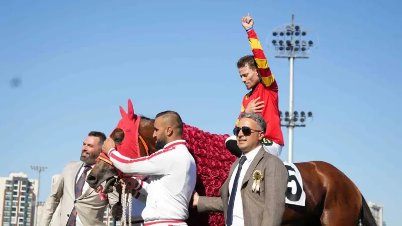 Gazi Koşusu’nu kazanan jokeyden Arda Güler sevinci