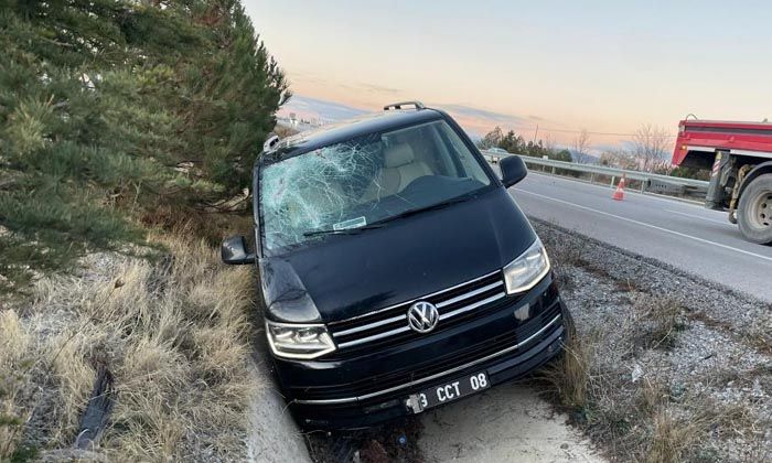 Nazilli Belediye Başkanı Afyonkarahisar’da kaza yaptı