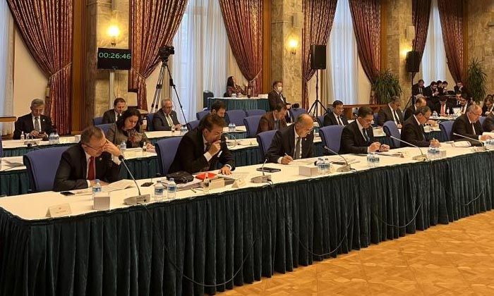 Almanya’da enerji tasarrufu! Meclis’te sıcak su akmıyor, kiliselerde battaniye dağıtılıyor