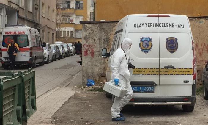 Konya’da cinnet geçirerek kızlarını öldüren baba polise teslim oldu