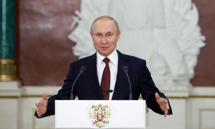 Putin: Taraflarla kabul edilebilir konular üzerine müzakerelere hazırız