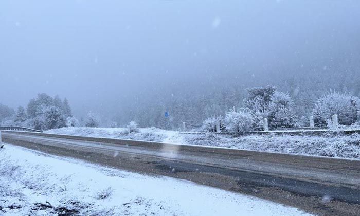 Ankara’ya mevsimin ilk karı düştü