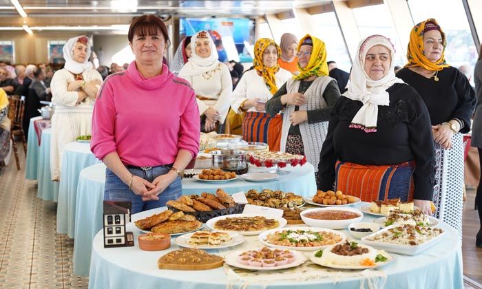 İstanbul boğazında Sinop yemekleri yarıştı