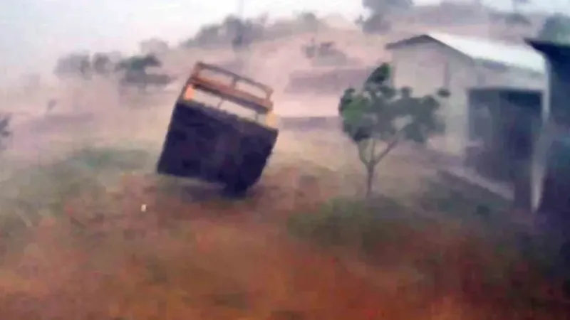 Malkara’da hortum dehşeti: Kamp alanı yerle bir oldu