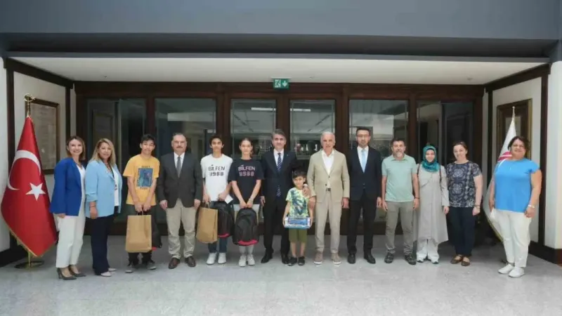 Ümraniyeli 3 öğrenci LGS’de birinci oldu