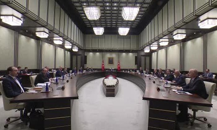 Gözler EYT ve müjde için Beştepe’deki zirvede